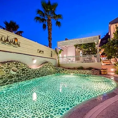 Salonika Otel