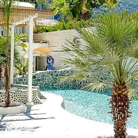 Salonika Otel Cedit